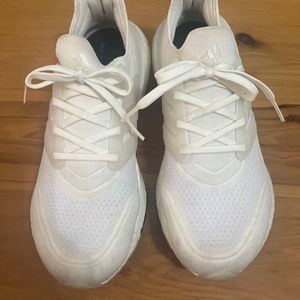 Women Adidas Ultraboost